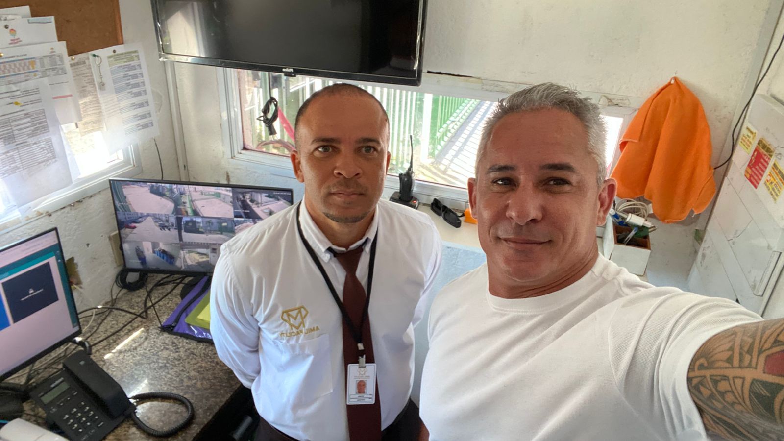 Window cleaning, Commercial cleaning